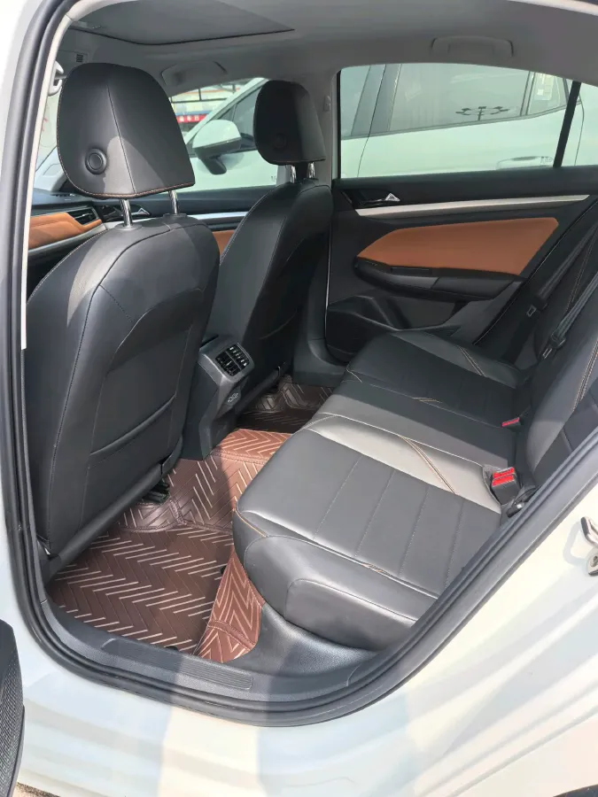 2024 Volkswagen Bora 1.2T 116HP L4 7DCT,autocango,china used car exporter,china ev exporter,chinese used car exporter,chinese used ev exporter