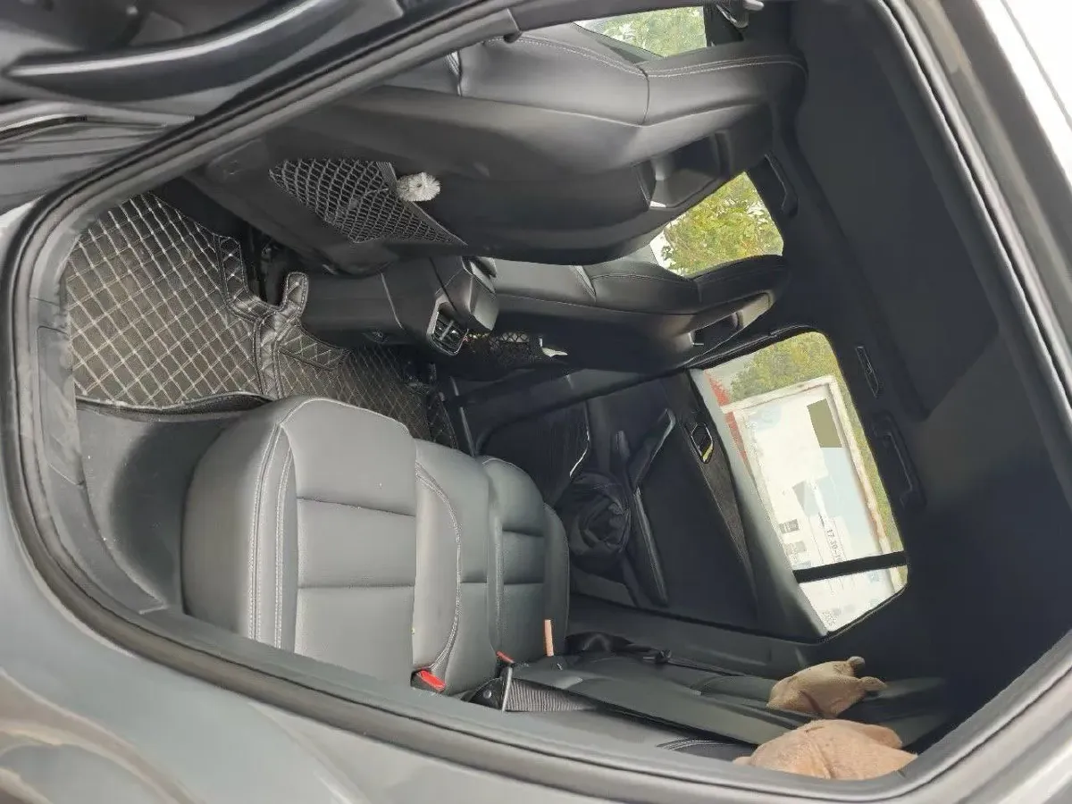 2023 LYNK&CO 06 1.5T 181HP L4 7DCT,autocango,china used car exporter,china ev exporter,chinese used car exporter,chinese used ev exporter