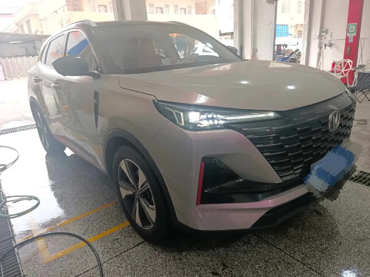 2022 ChangAn Oshan X7 Plus 1.5T 188HP L4 7DCT,autocango,china used car exporter,china ev exporter,chinese used car exporter,chinese used ev exporter