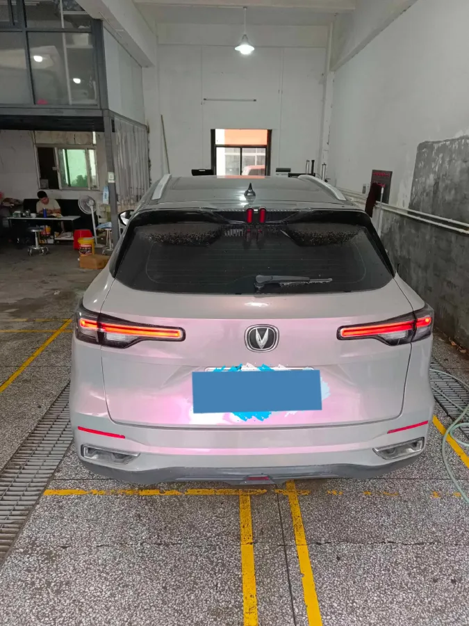 2022 ChangAn Oshan X7 Plus 1.5T 188HP L4 7DCT,autocango,china used car exporter,china ev exporter,chinese used car exporter,chinese used ev exporter