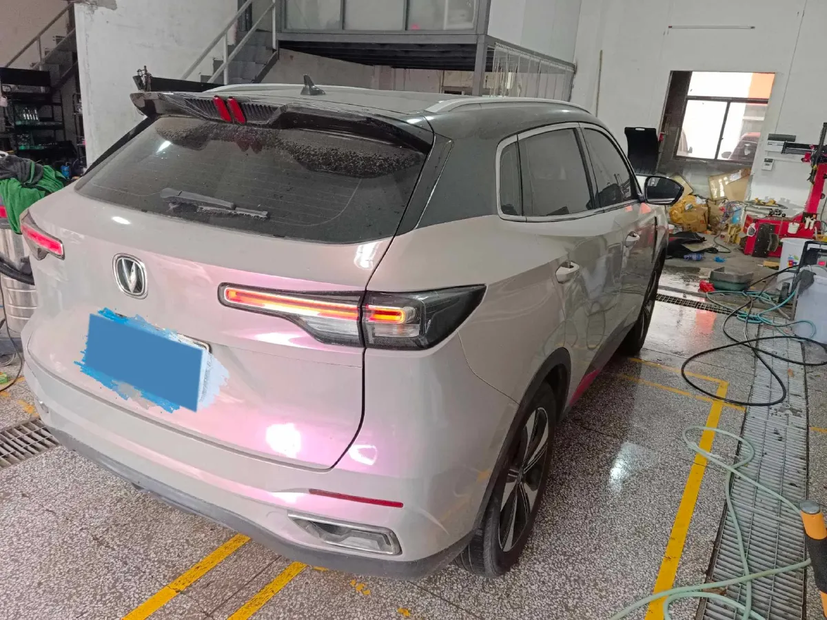 2022 ChangAn Oshan X7 Plus 1.5T 188HP L4 7DCT,autocango,china used car exporter,china ev exporter,chinese used car exporter,chinese used ev exporter