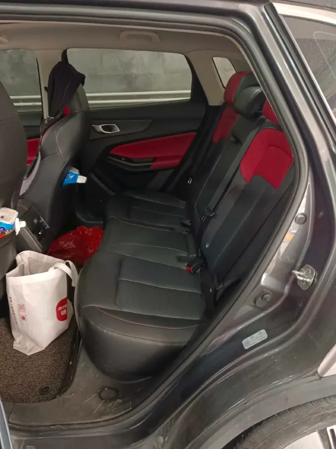 2022 ChangAn Oshan X7 Plus 1.5T 188HP L4 7DCT,autocango,china used car exporter,china ev exporter,chinese used car exporter,chinese used ev exporter