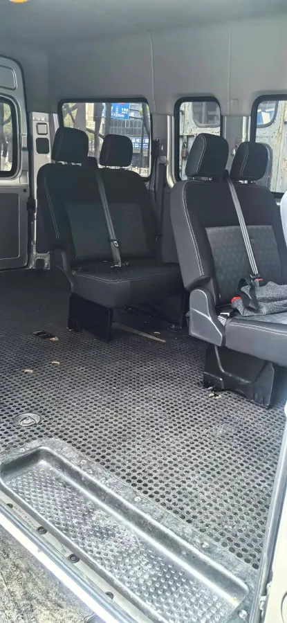 2019 MAXUS XinTu V80 2.0T 139HP L4 6MT,autocango,china used car exporter,china ev exporter,chinese used car exporter,chinese used ev exporter