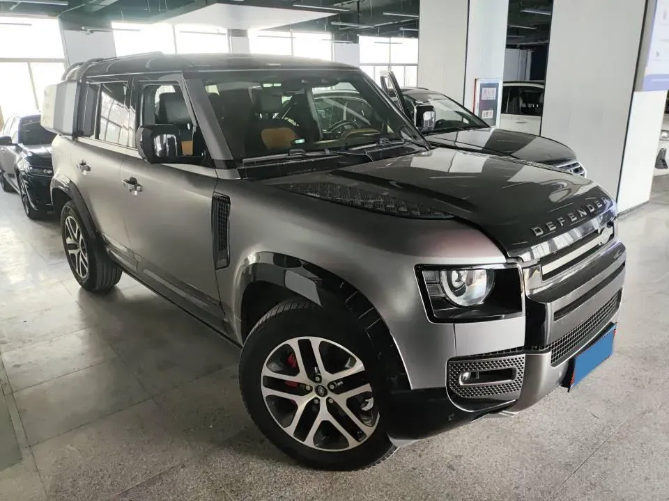 2021 Land Rover Defender 3.0T 400HP L6 8AT,autocango,china used car exporter,china ev exporter,chinese used car exporter,chinese used ev exporter