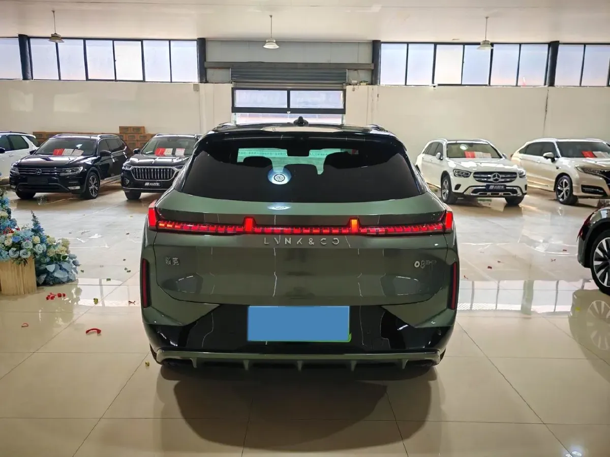 2023 LYNK&CO 08 EM-P 1.5T 163HP L4 3DHT PHEV 39.6KWH,autocango,china used car exporter,china ev exporter,chinese used car exporter,chinese used ev exporter