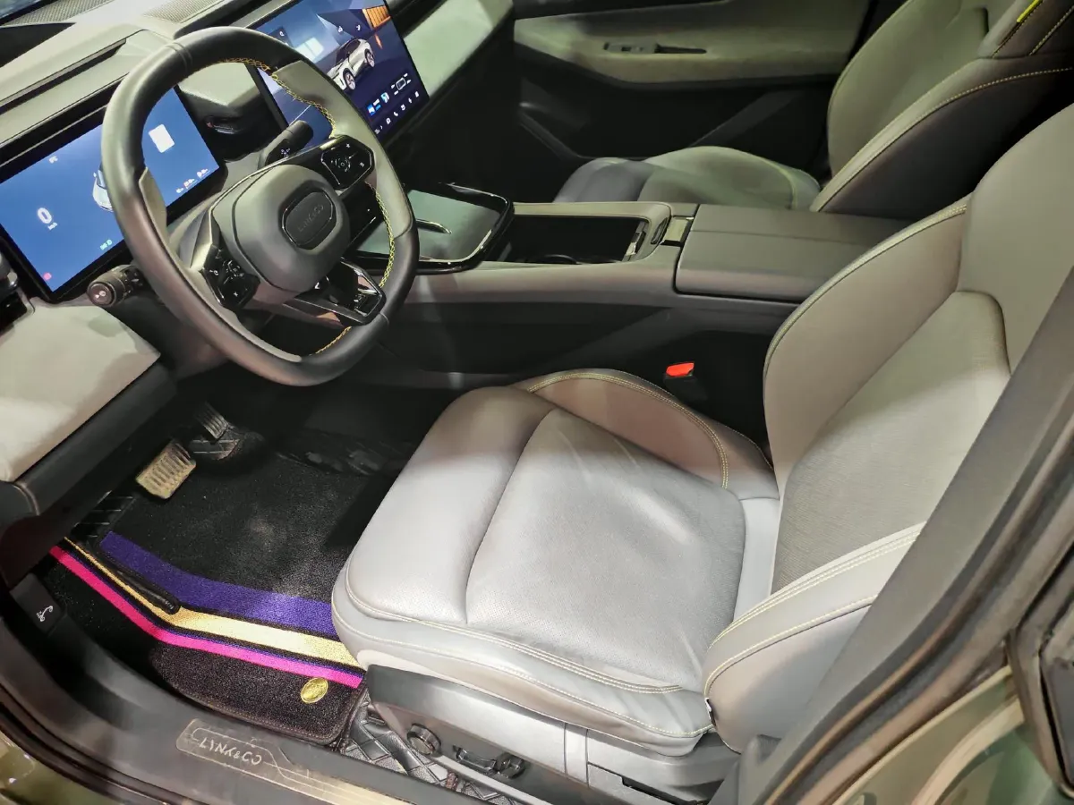 2023 LYNK&CO 08 EM-P 1.5T 163HP L4 3DHT PHEV 39.6KWH,autocango,china used car exporter,china ev exporter,chinese used car exporter,chinese used ev exporter