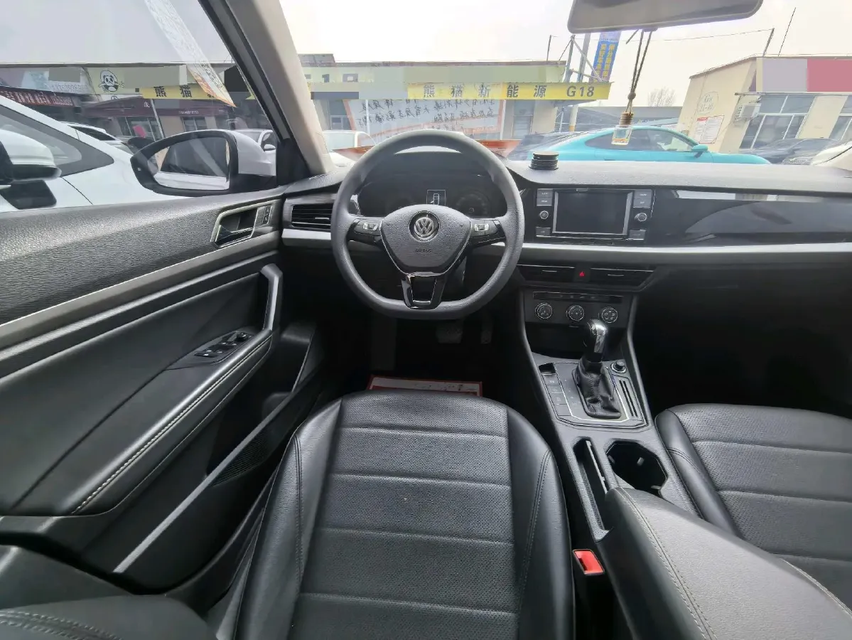 2019 Volkswagen Lavida 1.5L 113HP L4 6AT,autocango,china used car exporter,china ev exporter,chinese used car exporter,chinese used ev exporter
