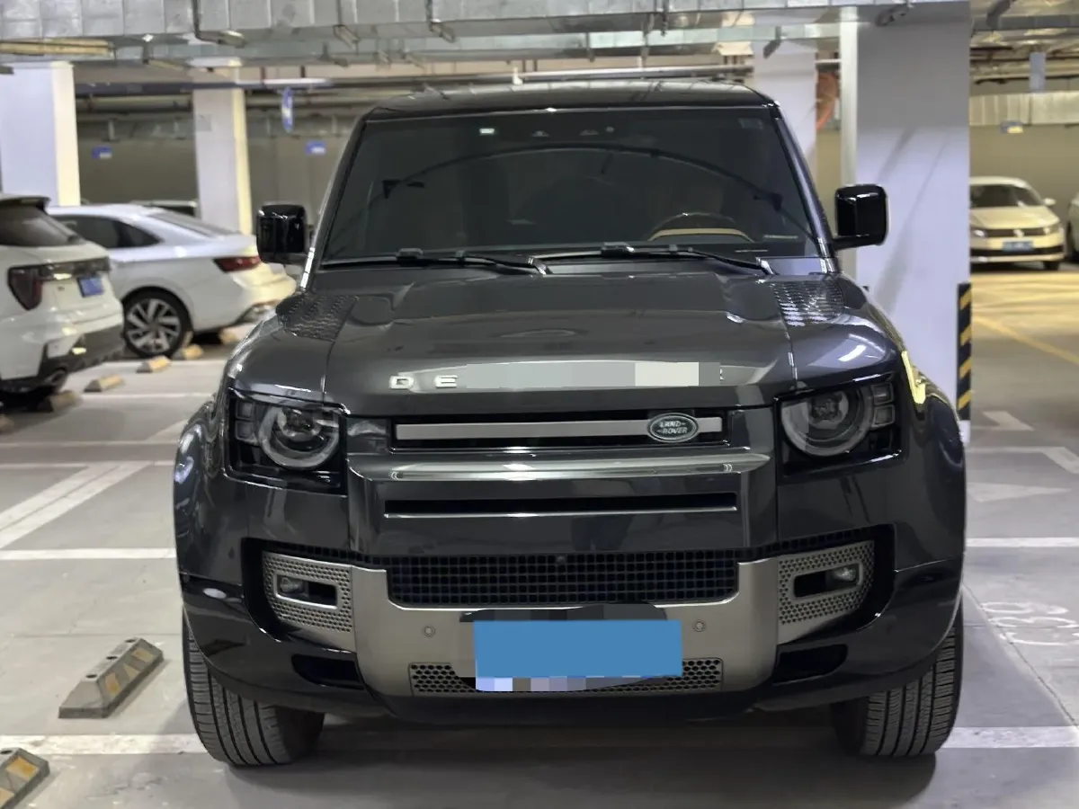 2024 Land Rover Defender 3.0T 400HP L6 8AT,autocango,china used car exporter,china ev exporter,chinese used car exporter,chinese used ev exporter