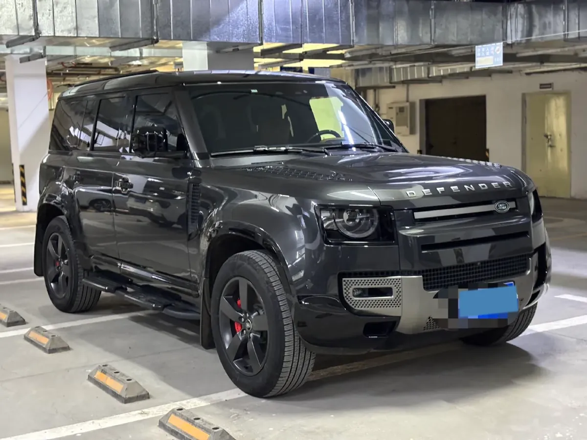 2024 Land Rover Defender 3.0T 400HP L6 8AT,autocango,china used car exporter,china ev exporter,chinese used car exporter,chinese used ev exporter