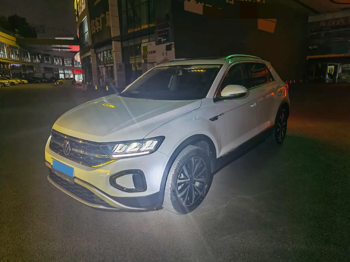 2023 Volkswagen T-Roc 1.4T 150HP L4 7DCT,autocango,china used car exporter,china ev exporter,chinese used car exporter,chinese used ev exporter