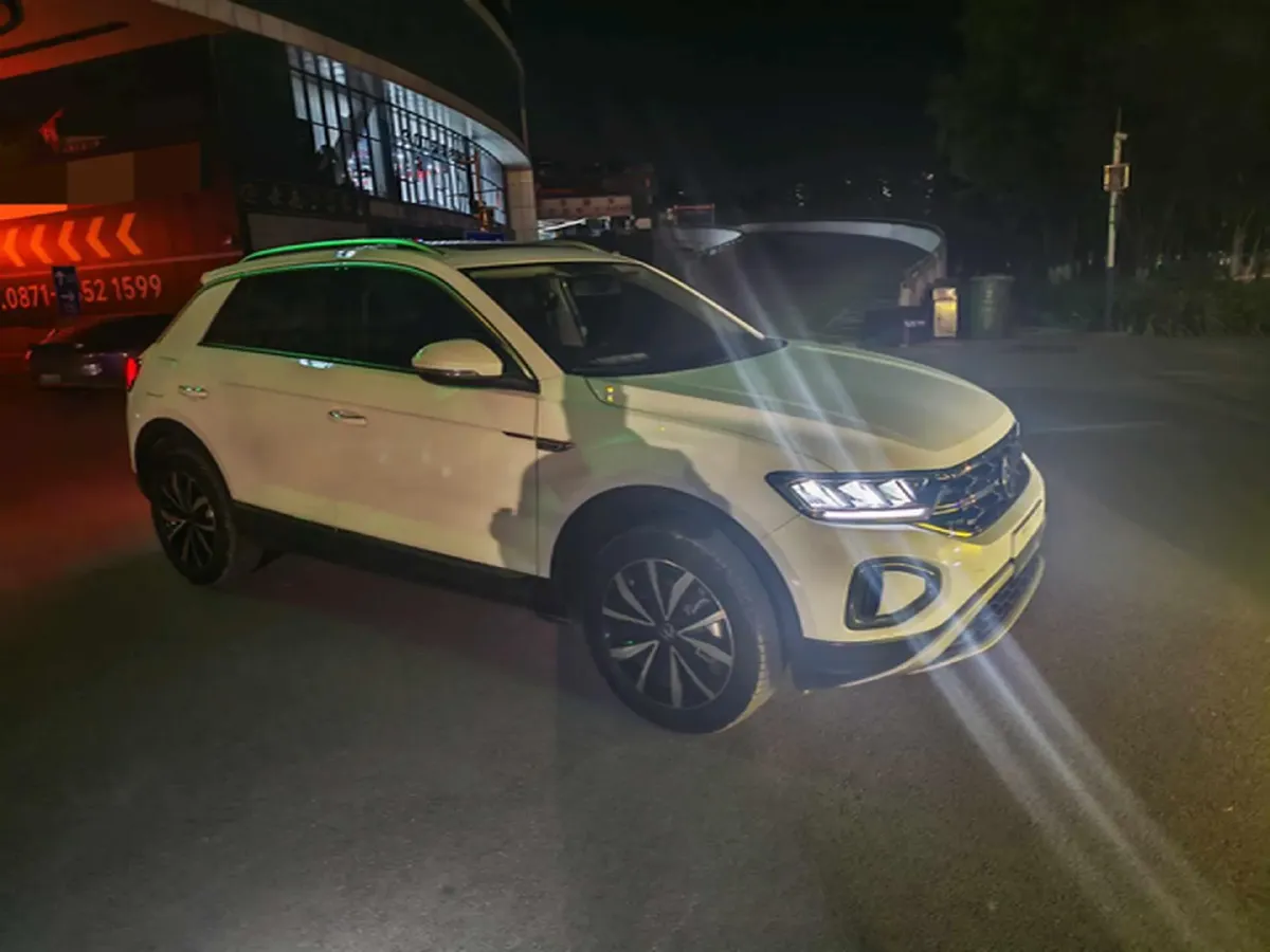 2023 Volkswagen T-Roc 1.4T 150HP L4 7DCT,autocango,china used car exporter,china ev exporter,chinese used car exporter,chinese used ev exporter