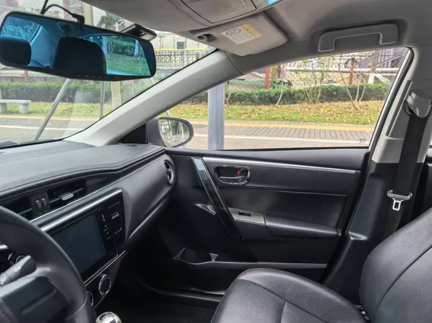 2017 Toyota Corolla 1.2T 116HP L4 CVT,autocango,china used car exporter,china ev exporter,chinese used car exporter,chinese used ev exporter