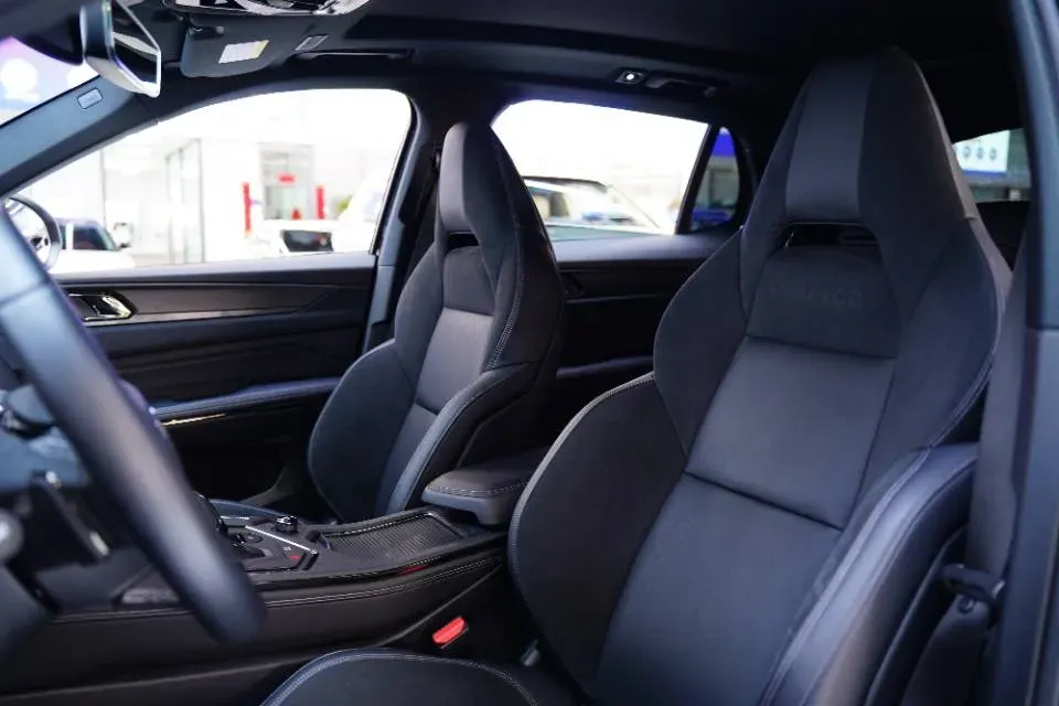 2021 LYNK&CO 01 2.0T 254HP L4 8AT,autocango,china used car exporter,china ev exporter,chinese used car exporter,chinese used ev exporter