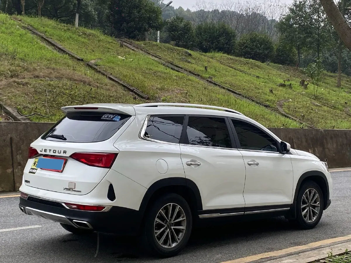 2019 Jetour X90 1.6T 197HP L4 7DCT,autocango,china used car exporter,china ev exporter,chinese used car exporter,chinese used ev exporter