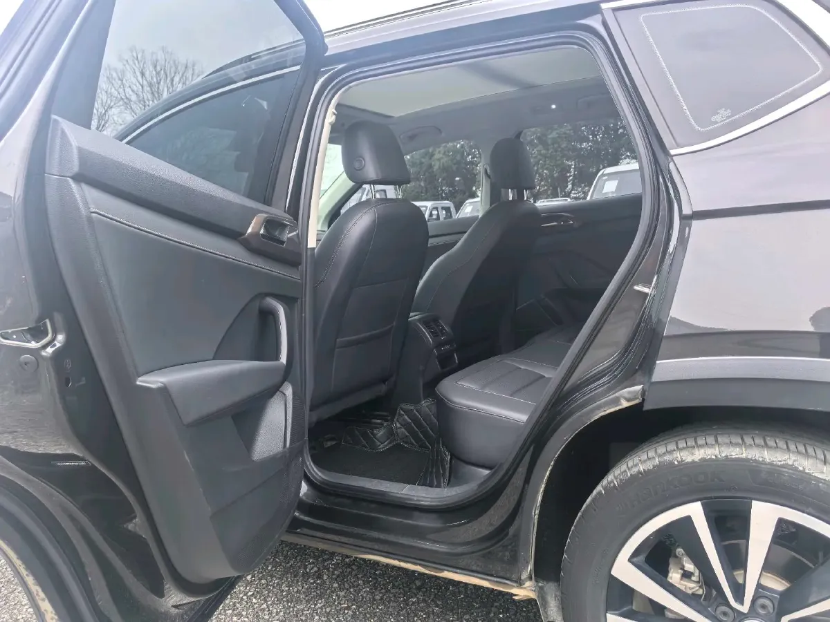 2021 Volkswagen Tharu 1.4T 150HP L4 7DCT,autocango,china used car exporter,china ev exporter,chinese used car exporter,chinese used ev exporter