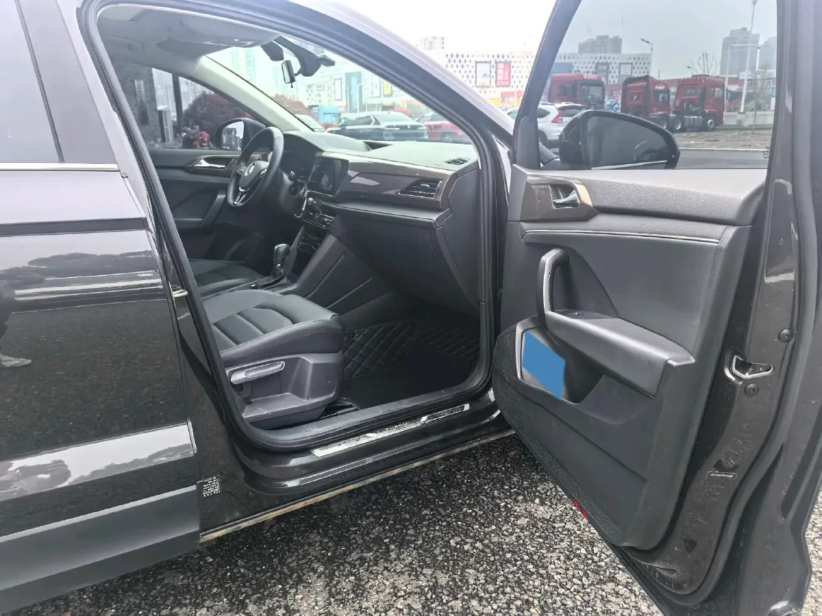 2021 Volkswagen Tharu 1.4T 150HP L4 7DCT,autocango,china used car exporter,china ev exporter,chinese used car exporter,chinese used ev exporter