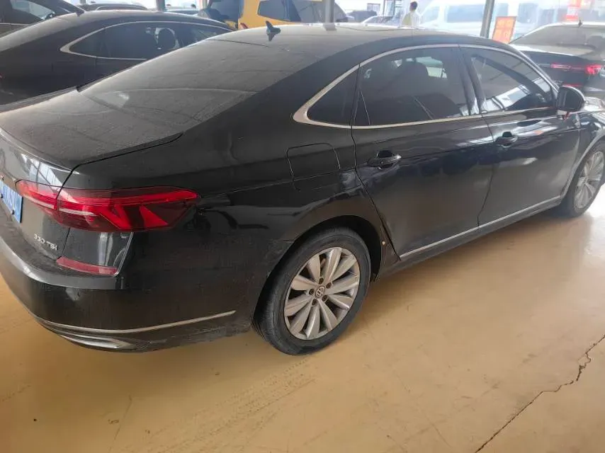 2019 Skoda Kodiak 2.0T 186HP L4 7DCT,autocango,china used car exporter,china ev exporter,chinese used car exporter,chinese used ev exporter