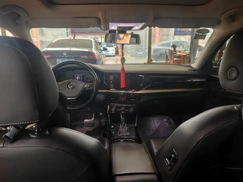 2019 Skoda Kodiak 2.0T 186HP L4 7DCT,autocango,china used car exporter,china ev exporter,chinese used car exporter,chinese used ev exporter