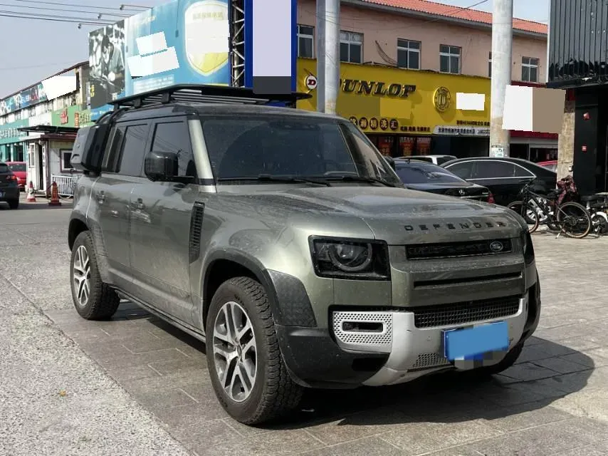 2025 Land Rover Defender 3.0T 400HP L6 8AT,autocango,china used car exporter,china ev exporter,chinese used car exporter,chinese used ev exporter