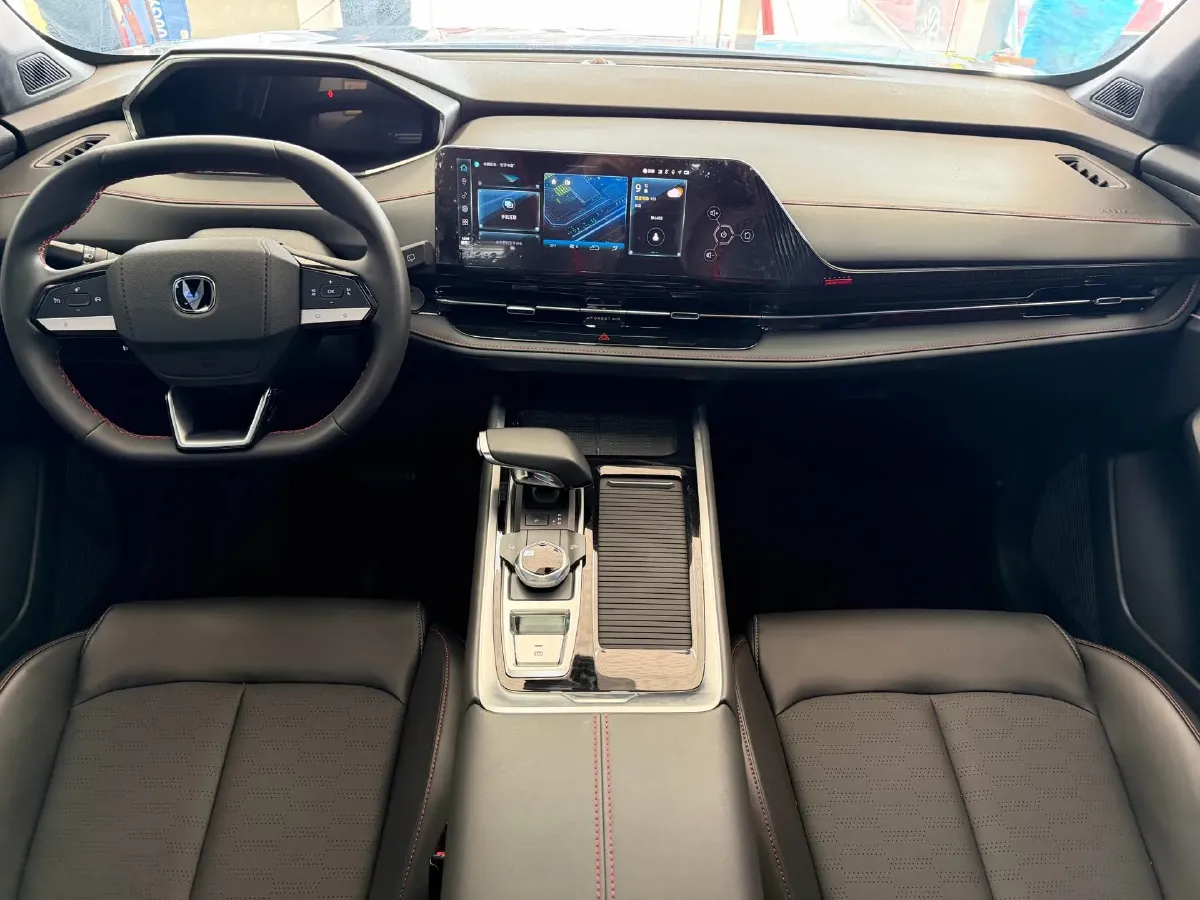 2024 ChangAn CS55 Plus 1.5T 188HP L4 7DCT,autocango,china used car exporter,china ev exporter,chinese used car exporter,chinese used ev exporter