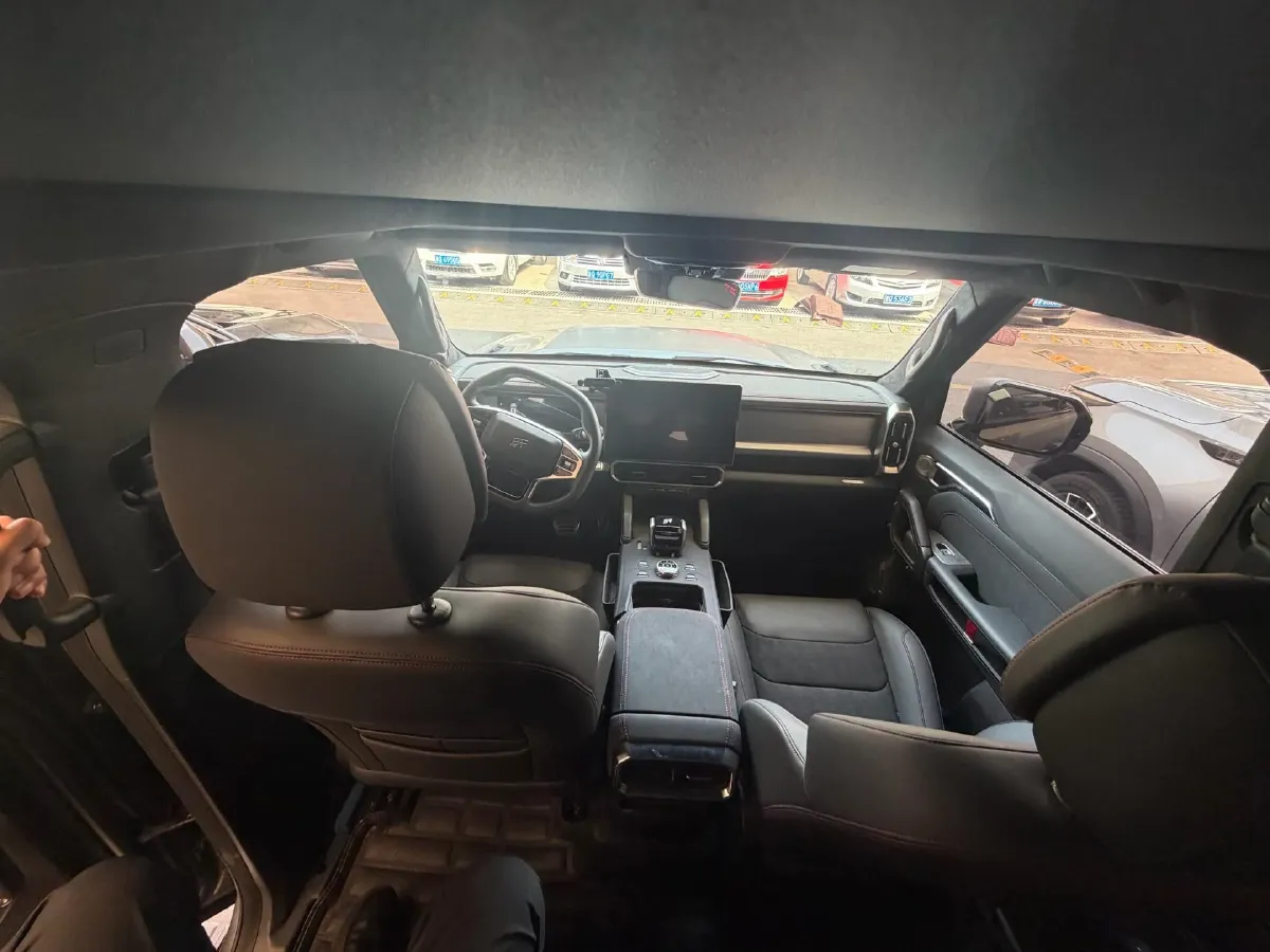 2023 Jetour Traveller 2.0T 254HP L4 7DCT,autocango,china used car exporter,china ev exporter,chinese used car exporter,chinese used ev exporter