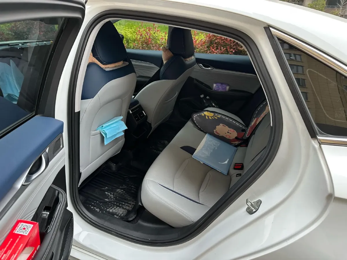 2023 Geely Preface 2.0T 190HP L4 7DCT,autocango,china used car exporter,china ev exporter,chinese used car exporter,chinese used ev exporter