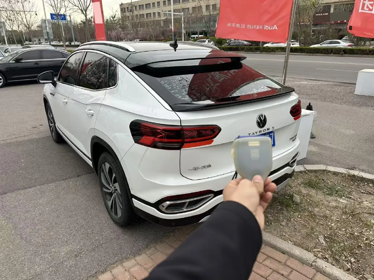 2020 Volkswagen Tayron X 2.0T 220HP L4 7DCT,autocango,china used car exporter,china ev exporter,chinese used car exporter,chinese used ev exporter