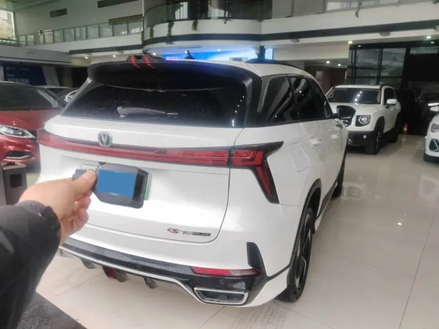 2023 ChangAn CS75 Plus iDD 1.5T 170HP L4 6TCT PHEV 28.39KWH,autocango,china used car exporter,china ev exporter,chinese used car exporter,chinese used ev exporter