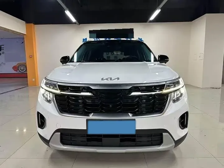 2023 Kia Seltos 1.5L 115HP L4 CVT,autocango,china used car exporter,china ev exporter,chinese used car exporter,chinese used ev exporter