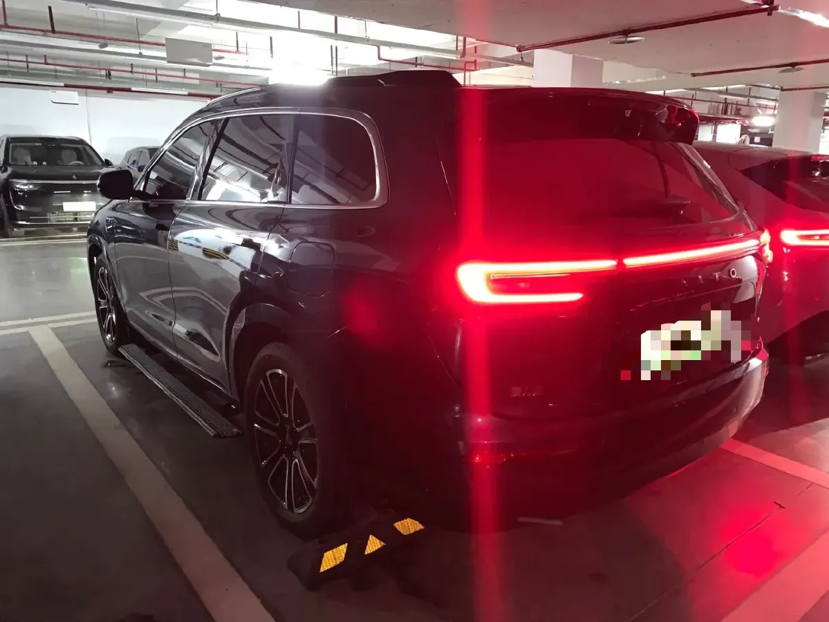 2024 AITO AITO M7 1.5T 152HP L4 REEV 42KWH,autocango,china used car exporter,china ev exporter,chinese used car exporter,chinese used ev exporter