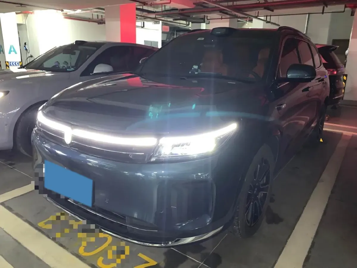 2024 AITO AITO M7 1.5T 152HP L4 REEV 42KWH,autocango,china used car exporter,china ev exporter,chinese used car exporter,chinese used ev exporter