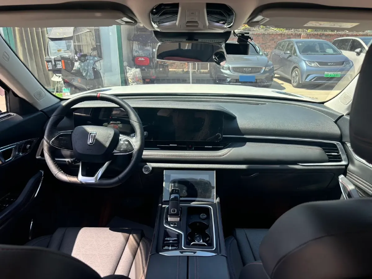 2020 Bestune T99 2.0T 224HP L4 6AT,autocango,china used car exporter,china ev exporter,chinese used car exporter,chinese used ev exporter