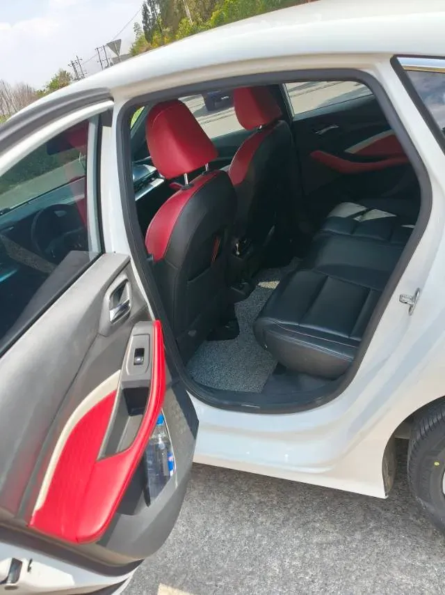 2022 MG 5 1.5T 173HP L4 7DCT,autocango,china used car exporter,china ev exporter,chinese used car exporter,chinese used ev exporter