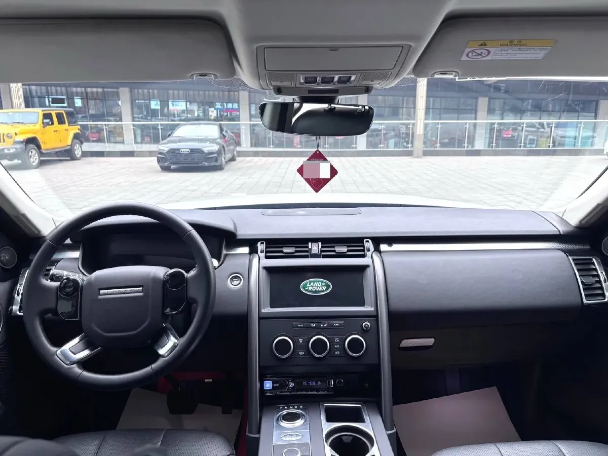 2020 Land Rover Discovery 3.0T 340HP V6 8AT,autocango,china used car exporter,china ev exporter,chinese used car exporter,chinese used ev exporter