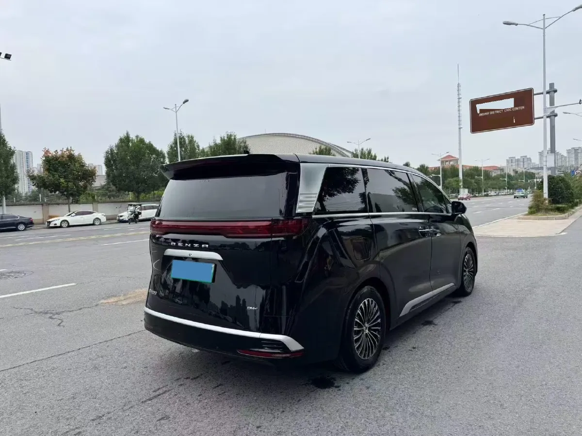 2024 Denza D9 1.5T 139HP L4 E-CVT PHEV 40KWH,autocango,china used car exporter,china ev exporter,chinese used car exporter,chinese used ev exporter