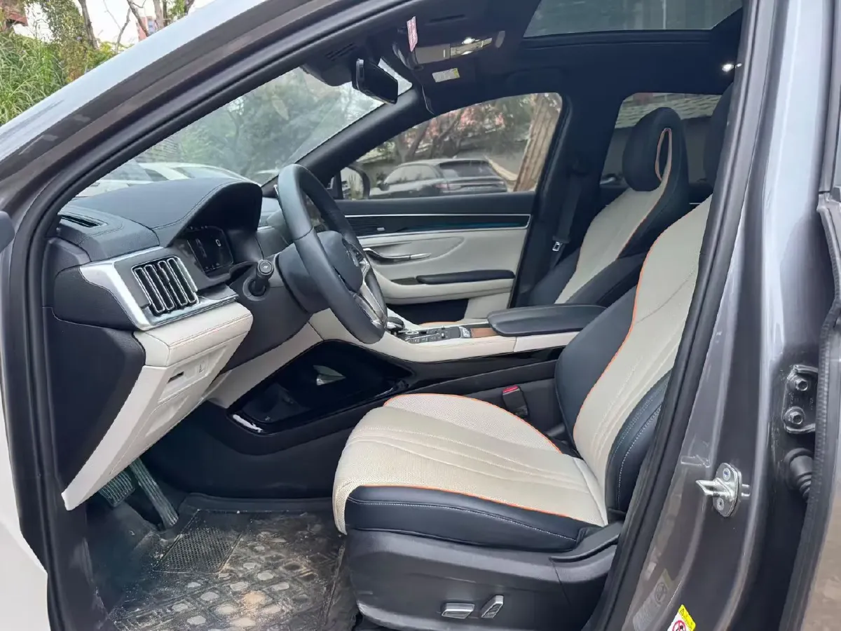 2022 Hyundai Tucson 2.0L 150HP L4 6AT Hybrid,autocango,china used car exporter,china ev exporter,chinese used car exporter,chinese used ev exporter