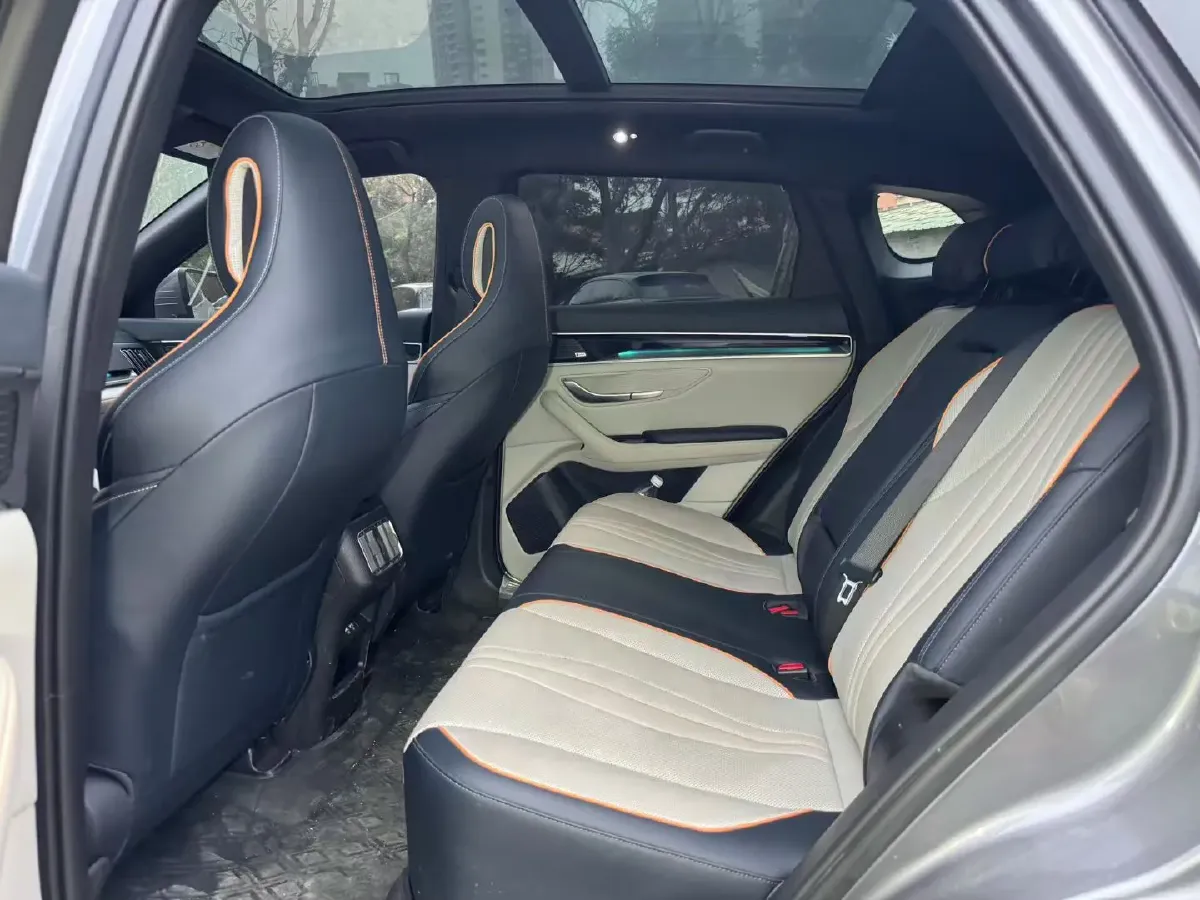 2022 Hyundai Tucson 2.0L 150HP L4 6AT Hybrid,autocango,china used car exporter,china ev exporter,chinese used car exporter,chinese used ev exporter