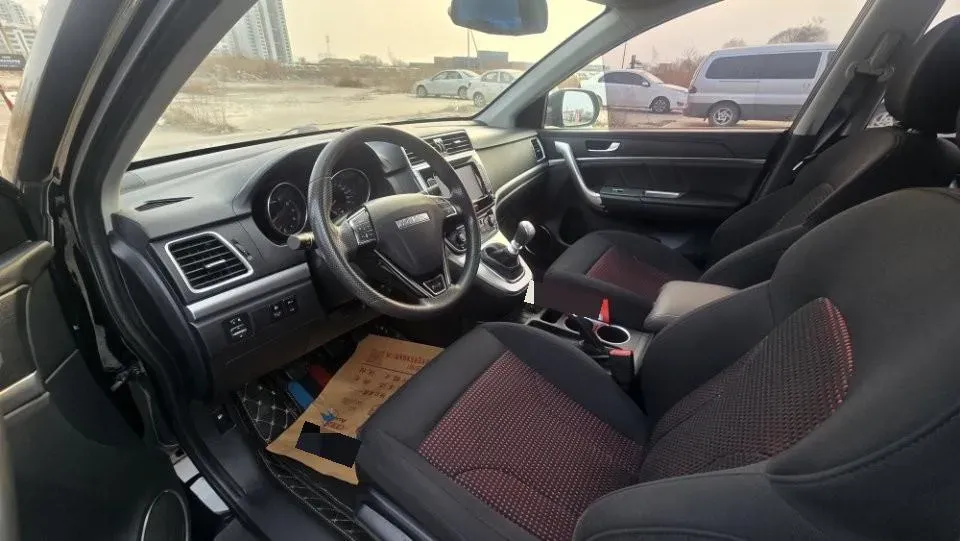 2019 Haval M6 1.5T 150HP L4 6MT,autocango,china used car exporter,china ev exporter,chinese used car exporter,chinese used ev exporter