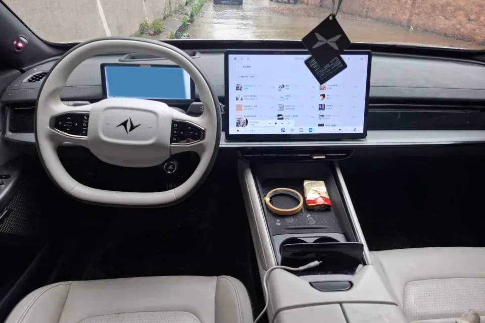 2024 DongFeng eπ eπ007 BEV 56.83KWH,autocango,china used car exporter,china ev exporter,chinese used car exporter,chinese used ev exporter