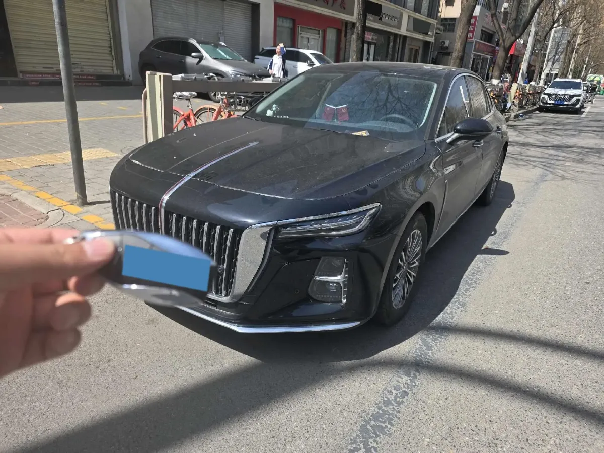 2025 HongQi H5 1.5T 169HP L4 7DCT,autocango,china used car exporter,china ev exporter,chinese used car exporter,chinese used ev exporter