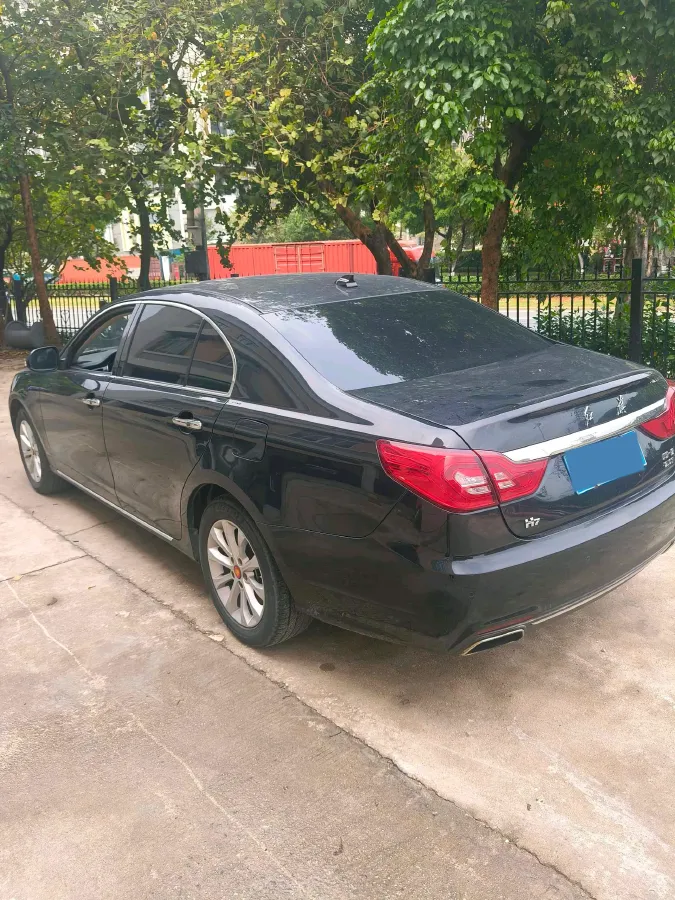 2017 HongQi H7 2.0T 204HP L4 6AT,autocango,china used car exporter,china ev exporter,chinese used car exporter,chinese used ev exporter