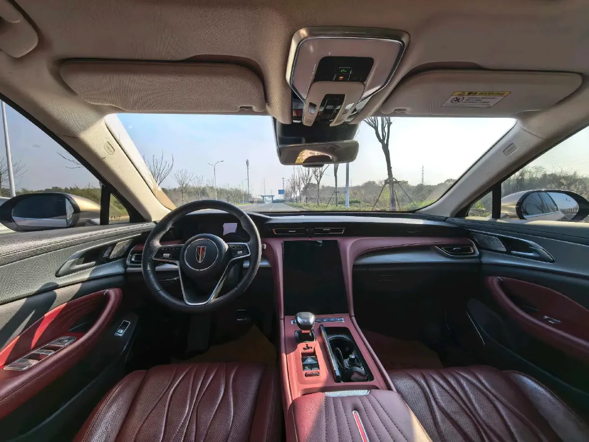 2023 HongQi H5 2.0T 224HP L4 8AT,autocango,china used car exporter,china ev exporter,chinese used car exporter,chinese used ev exporter