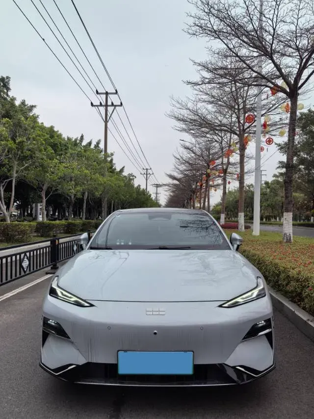 2025 MAXUS InterstellarX 2.5T 224HP L4 8AT,autocango,china used car exporter,china ev exporter,chinese used car exporter,chinese used ev exporter