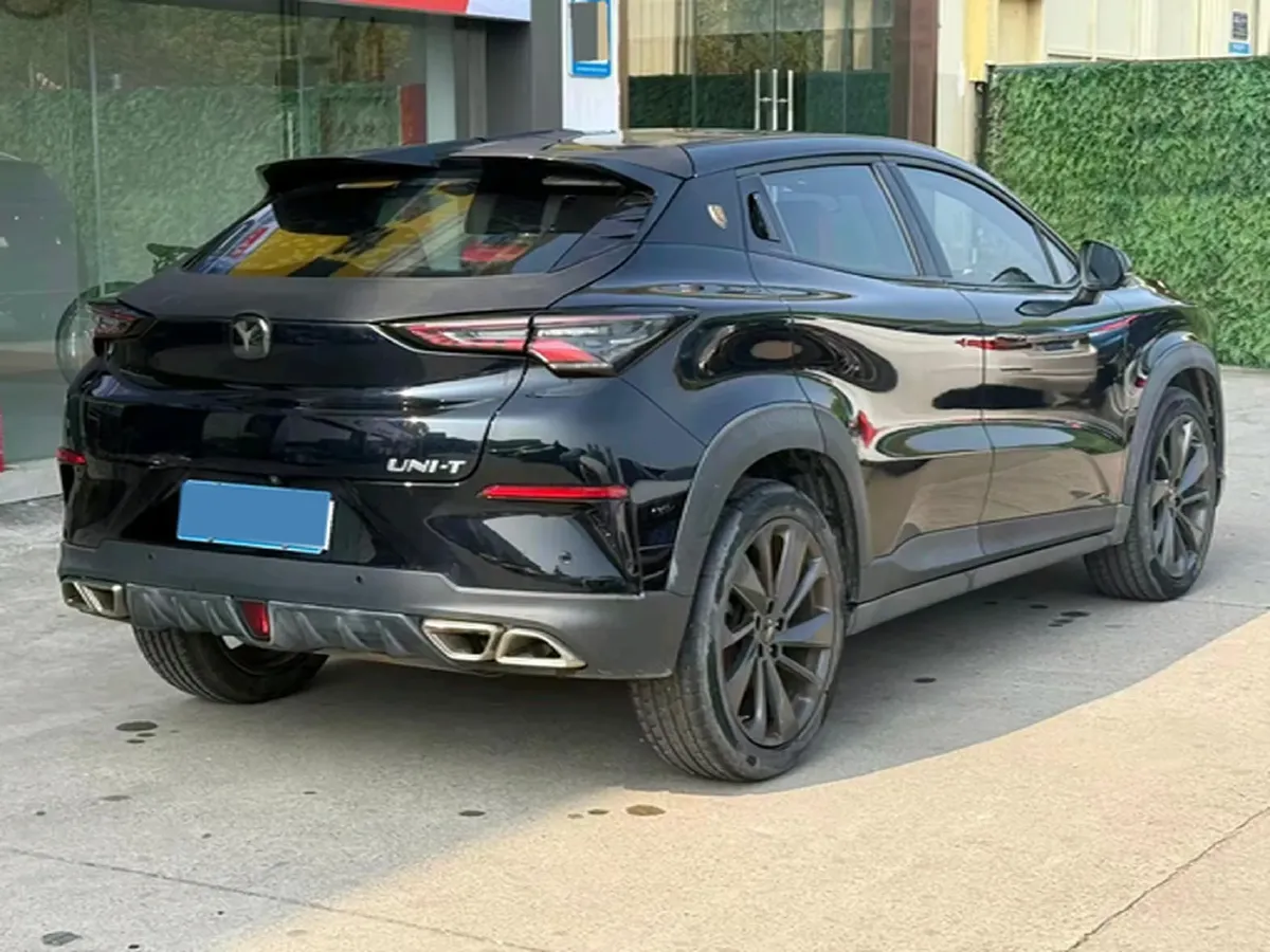 2020 ChangAn UNI-T 1.5T 180HP L4 7DCT,autocango,china used car exporter,china ev exporter,chinese used car exporter,chinese used ev exporter