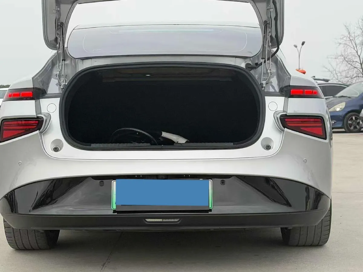 2022 Xpeng P7 BEV 83.1KWH,autocango,china used car exporter,china ev exporter,chinese used car exporter,chinese used ev exporter