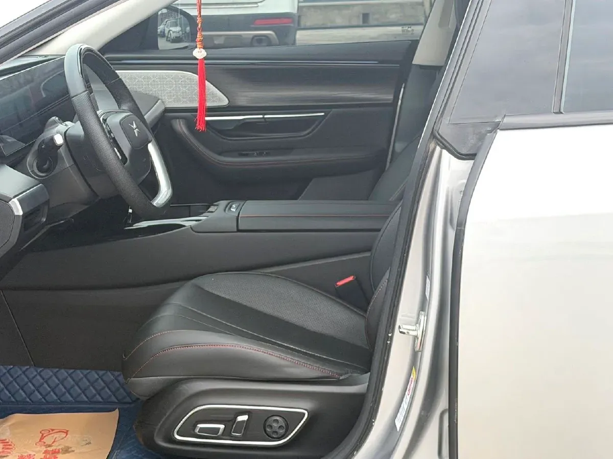 2022 Xpeng P7 BEV 83.1KWH,autocango,china used car exporter,china ev exporter,chinese used car exporter,chinese used ev exporter