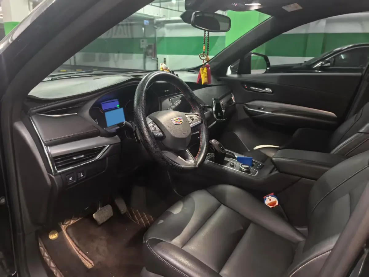 2021 Cadillac XT4 2.0T 237HP L4 9AT,autocango,china used car exporter,china ev exporter,chinese used car exporter,chinese used ev exporter