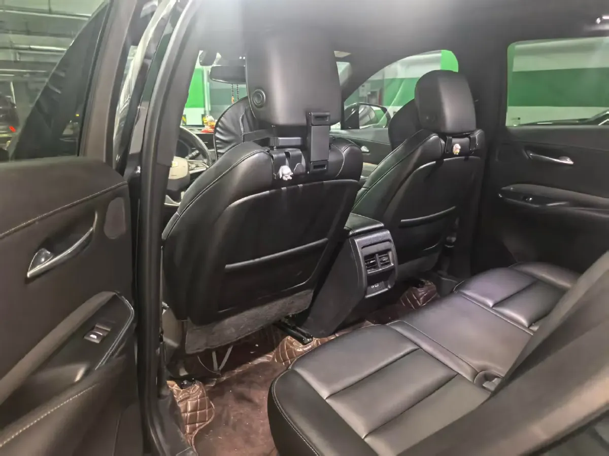 2021 Cadillac XT4 2.0T 237HP L4 9AT,autocango,china used car exporter,china ev exporter,chinese used car exporter,chinese used ev exporter