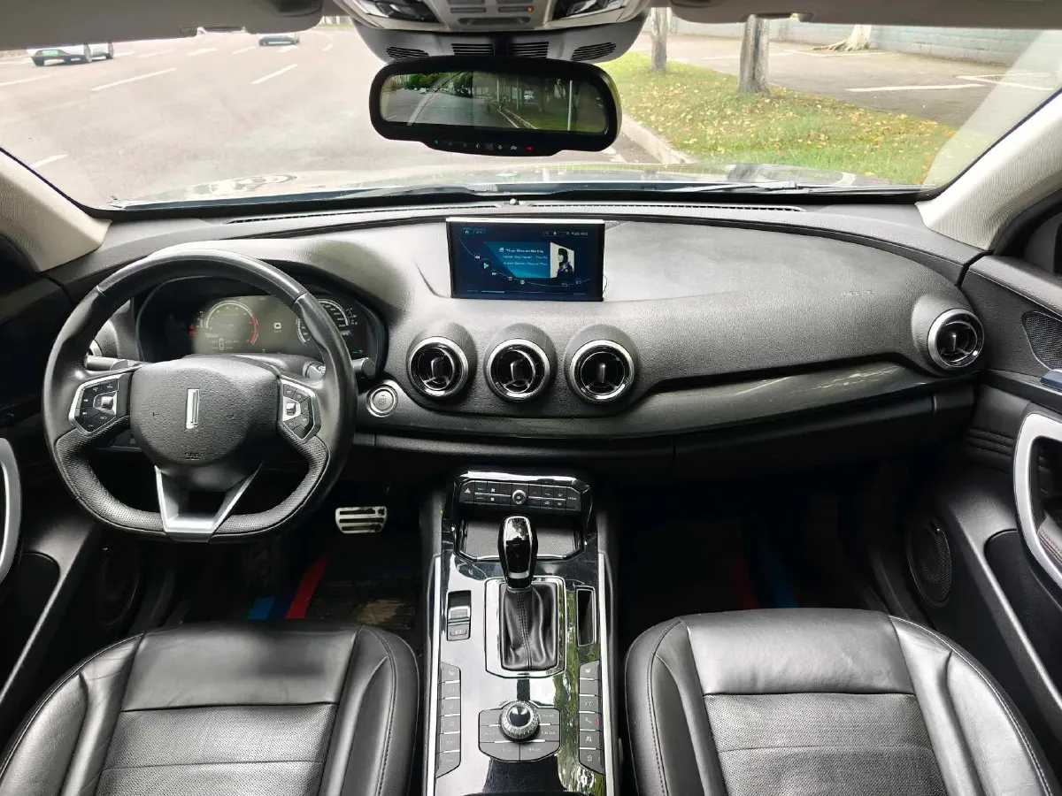 2017 WEY VV7 2.0T 234HP L4 7DCT,autocango,china used car exporter,china ev exporter,chinese used car exporter,chinese used ev exporter