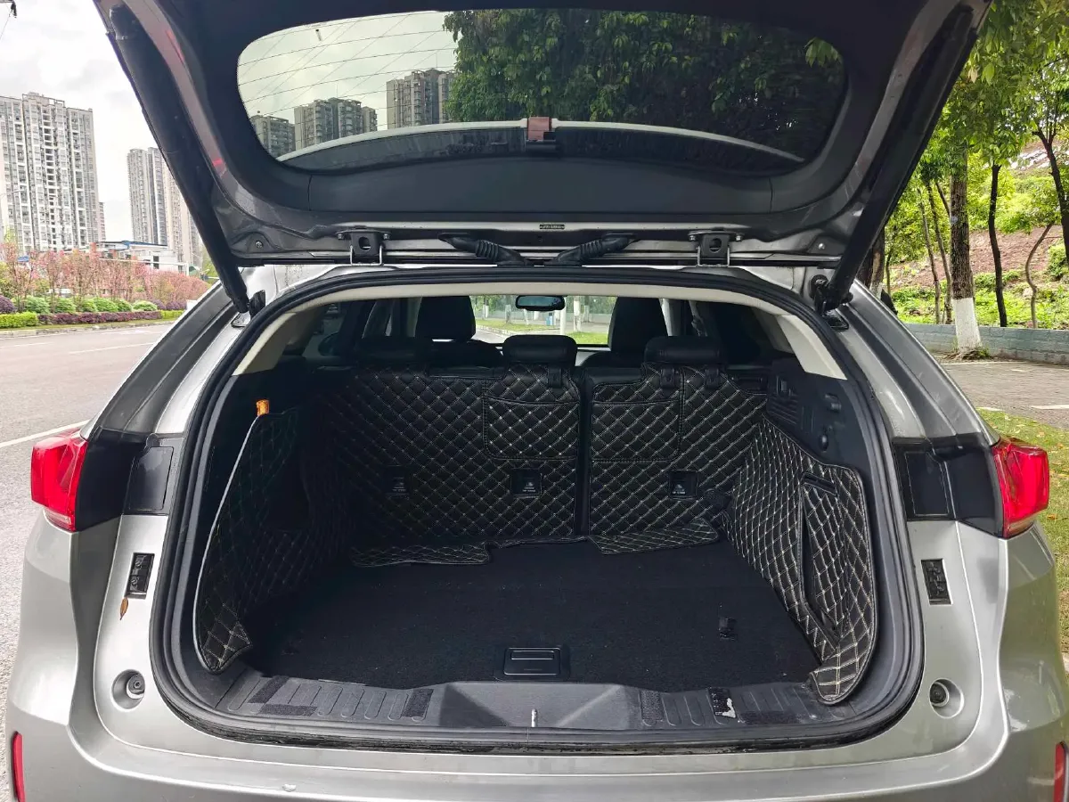 2017 WEY VV7 2.0T 234HP L4 7DCT,autocango,china used car exporter,china ev exporter,chinese used car exporter,chinese used ev exporter